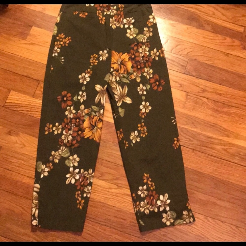 Caché capris - vibrant fall colors 🍁🌾🍂🍃